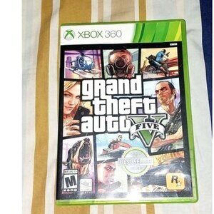 Grand Theft Auto V Xbox 360 Complete with Map